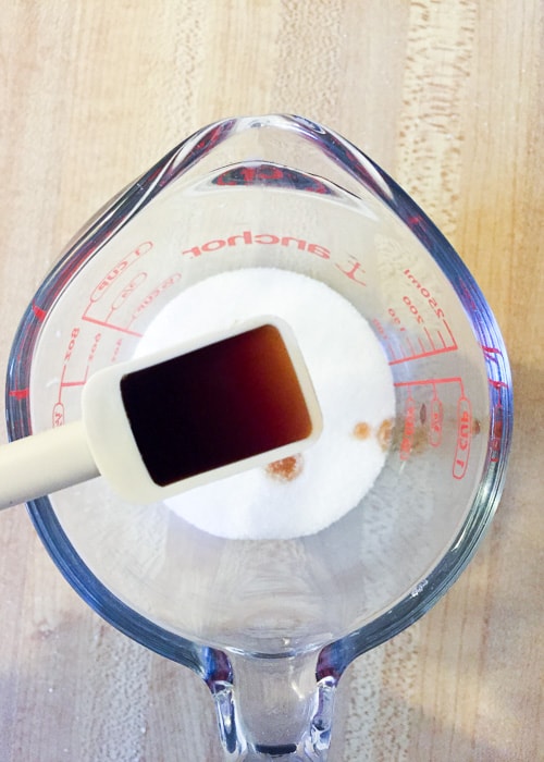 vanilla sugar with extract