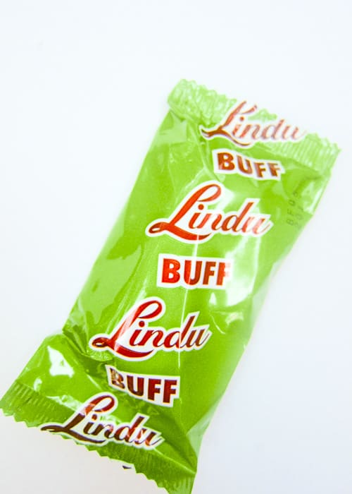 9 Icelandic chocolate bars to try (or avoid)!