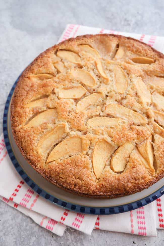 German apple custard cake
